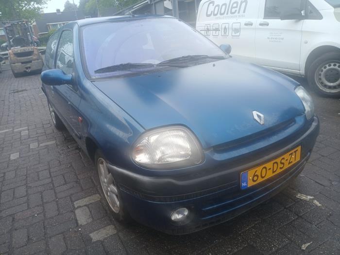 Renault Clio II 1.6 RN, RT Sloopvoertuig (1999, Blauw)