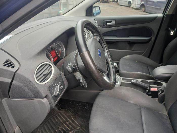 Ford Focus 2 Wagon 1.6 16V Sloopvoertuig (2007, Blauw)