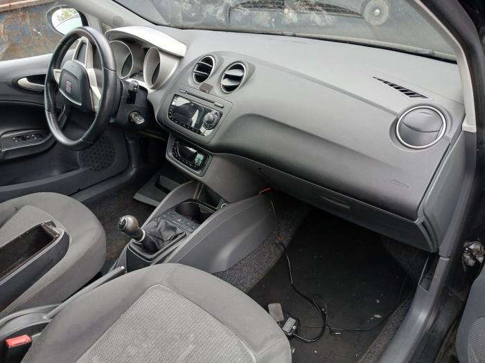 Seat Ibiza ST 1.2 TDI Ecomotive Sloopvoertuig (2011, Grijs)