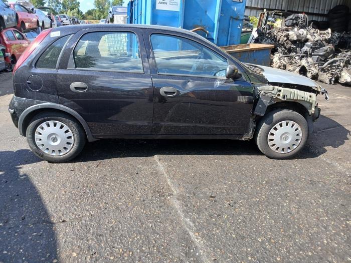 Opel Corsa C 1.4 16V Twin Port Sloopvoertuig (2005, Zwart)