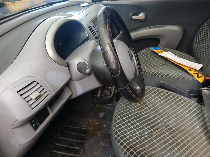 Nissan Micra 1.2 16V Sloopvoertuig (2003, Grijs)