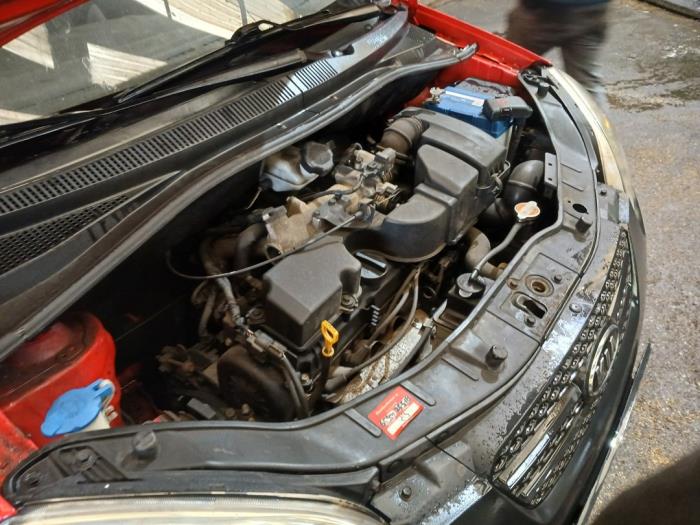 Kia Picanto 1.0 12V Sloopvoertuig (2010, Rood)