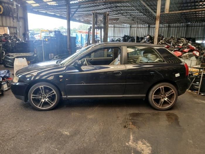 Audi A3 1.8 20V Sloopvoertuig (2001, Blauw)