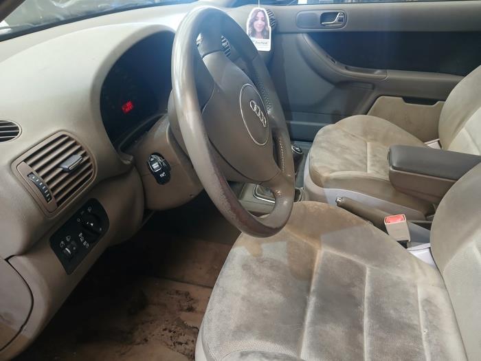 Audi A3 1.8 20V Sloopvoertuig (2001, Blauw)