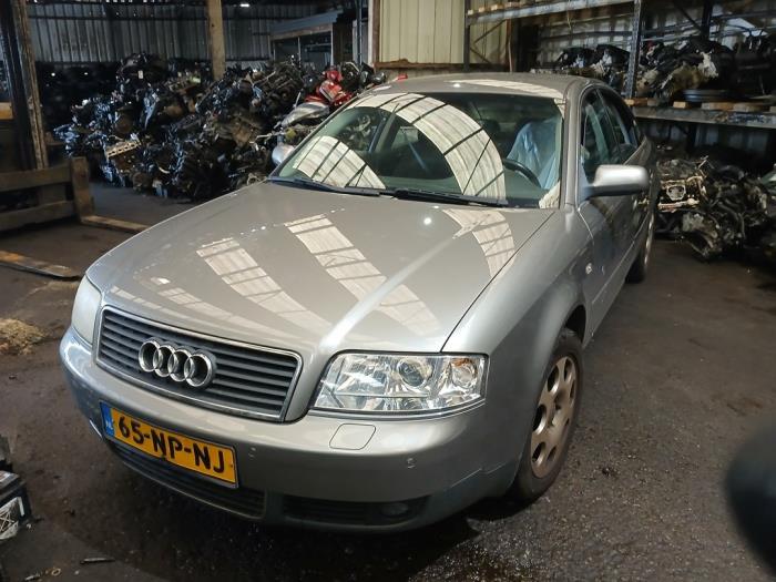 Audi A6 2.4 V6 30V Sloopvoertuig (2004, Grijs)