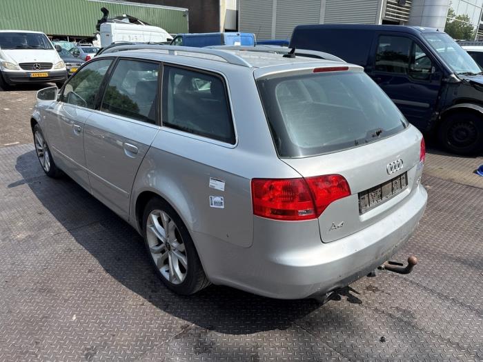 Audi A4 Avant 2.0 TFSI 20V Sloopvoertuig (2006, Grijs)