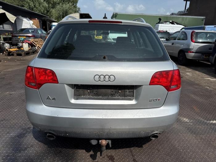 Audi A4 Avant 2.0 TFSI 20V Sloopvoertuig (2006, Grijs)