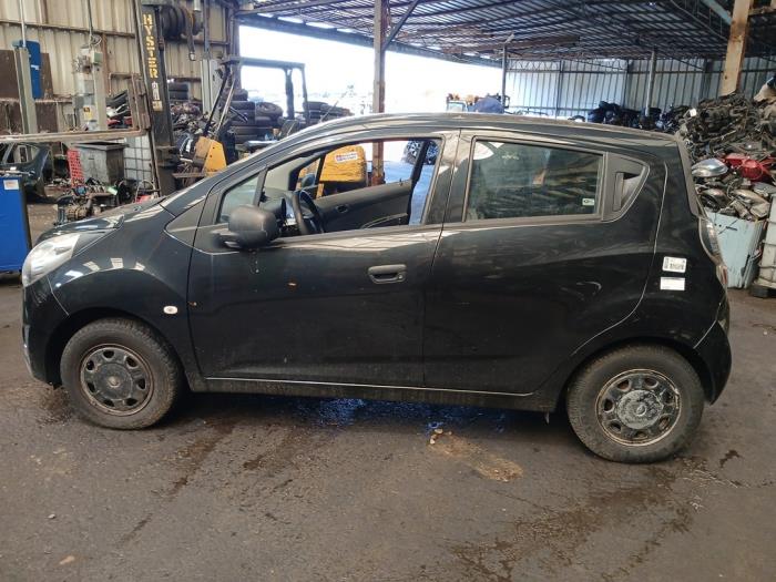 Chevrolet Spark 1.0 16V Bifuel Sloopvoertuig (2012, Zwart)