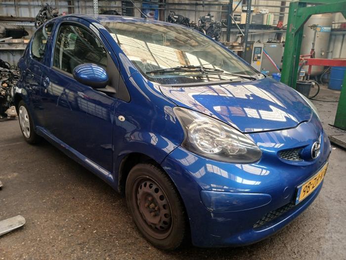 Toyota Aygo 1.0 12V VVT-i Sloopvoertuig (2008, Blauw)