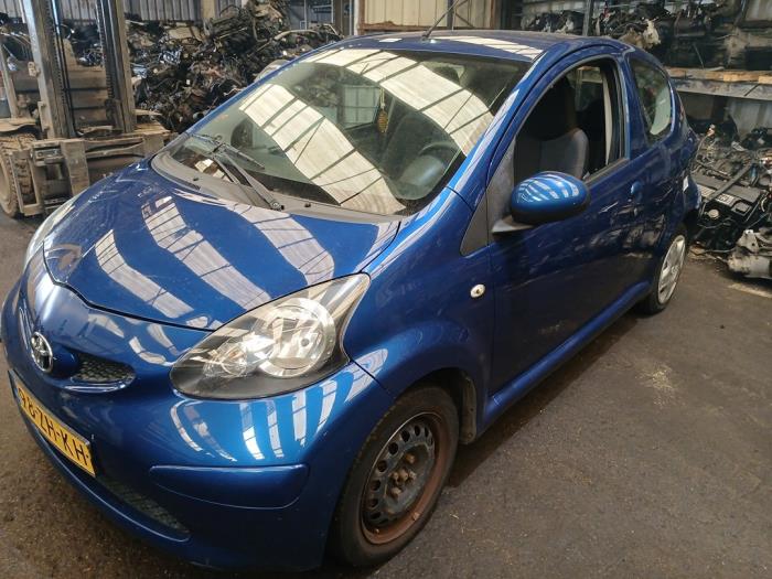 Toyota Aygo 1.0 12V VVT-i Sloopvoertuig (2008, Blauw)