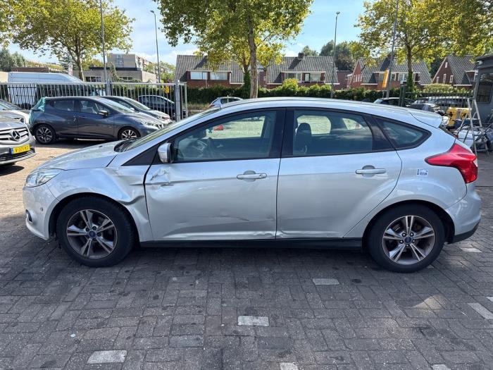 Ford Focus 3 1.0 Ti-VCT EcoBoost 12V 100 Sloopvoertuig (2014, Grijs)
