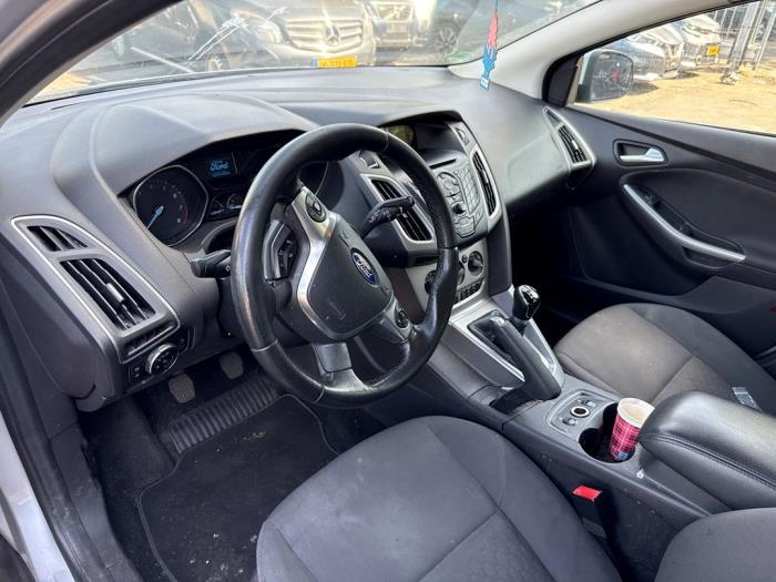 Ford Focus 3 1.0 Ti-VCT EcoBoost 12V 100 Sloopvoertuig (2014, Grijs)