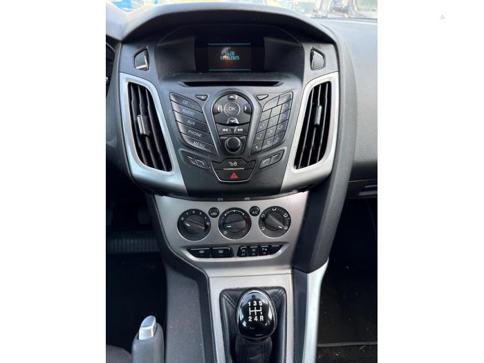 Ford Focus 3 1.0 Ti-VCT EcoBoost 12V 100 Sloopvoertuig (2014, Grijs)