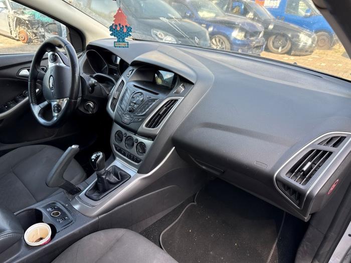 Ford Focus 3 1.0 Ti-VCT EcoBoost 12V 100 Sloopvoertuig (2014, Grijs)