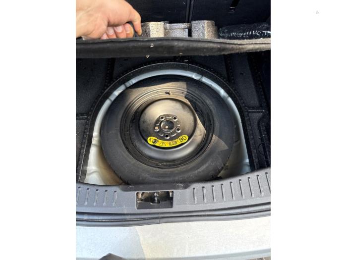 Ford Focus 3 1.0 Ti-VCT EcoBoost 12V 100 Sloopvoertuig (2014, Grijs)