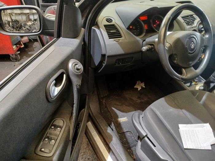 Renault Megane II 1.6 16V Sloopvoertuig (2005, Zwart)