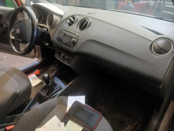 Seat Ibiza ST 1.2 TDI Ecomotive Sloopvoertuig (2010, Beige)