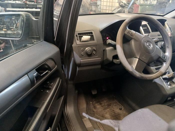 Opel Zafira 1.6 16V Sloopvoertuig (2005, Zwart)
