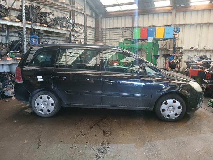 Opel Zafira 1.6 16V Sloopvoertuig (2005, Zwart)