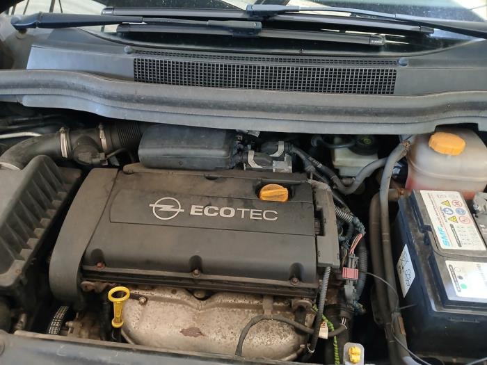 Opel Zafira 1.6 16V Sloopvoertuig (2005, Zwart)