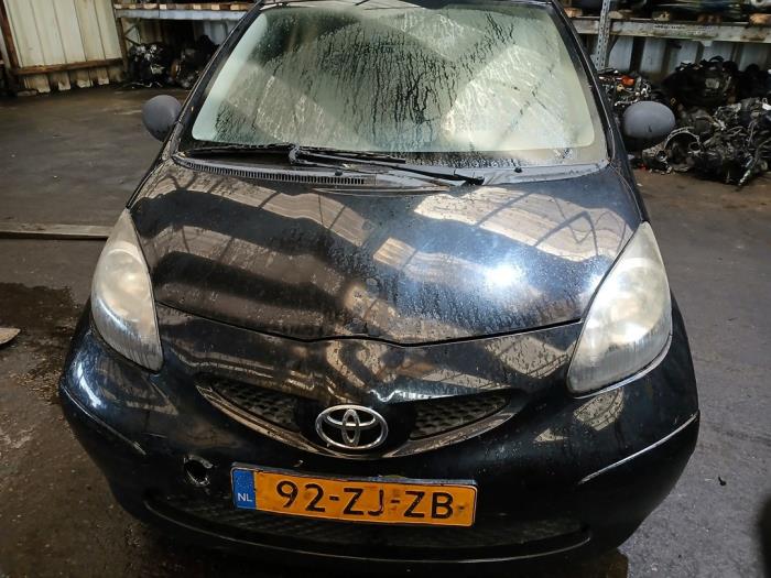 Toyota Aygo 1.0 12V VVT-i Sloopvoertuig (2008, Zwart)