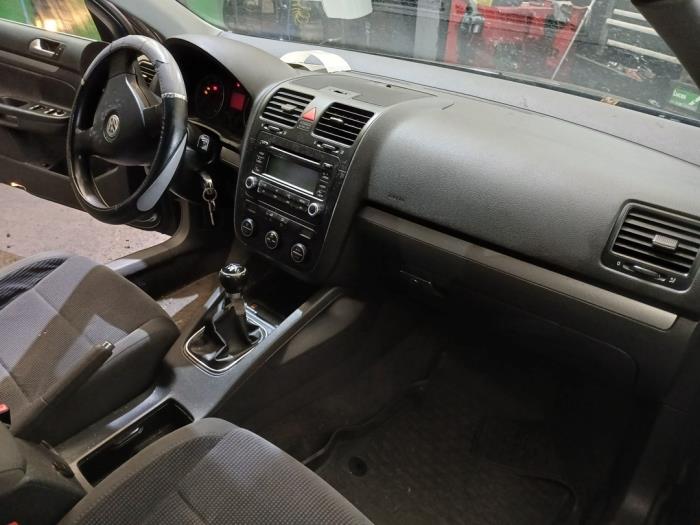 Volkswagen Jetta III 2.0 16V FSI Sloopvoertuig (2006, Grijs)