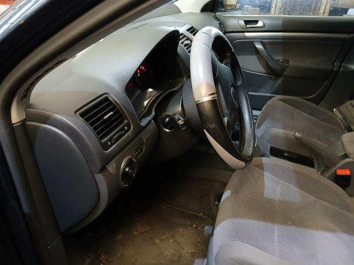 Volkswagen Jetta III 2.0 16V FSI Sloopvoertuig (2006, Grijs)