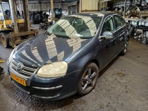 Volkswagen Jetta III 2.0 16V FSI  (Sloop)