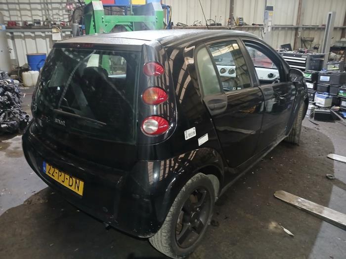 Smart Forfour 1.1 12V Sloopvoertuig (2004, Zwart)