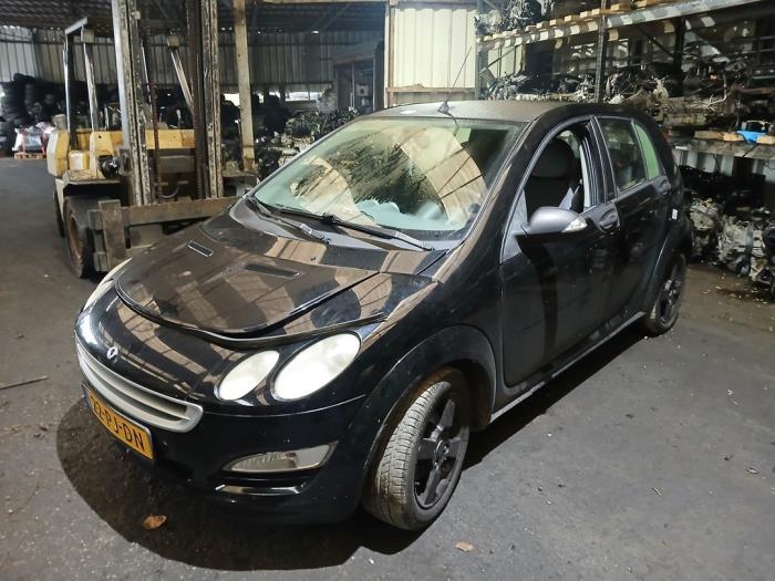 Smart Forfour 1.1 12V Sloopvoertuig (2004, Zwart)