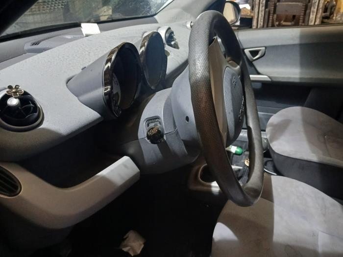 Smart Forfour 1.1 12V Sloopvoertuig (2004, Zwart)
