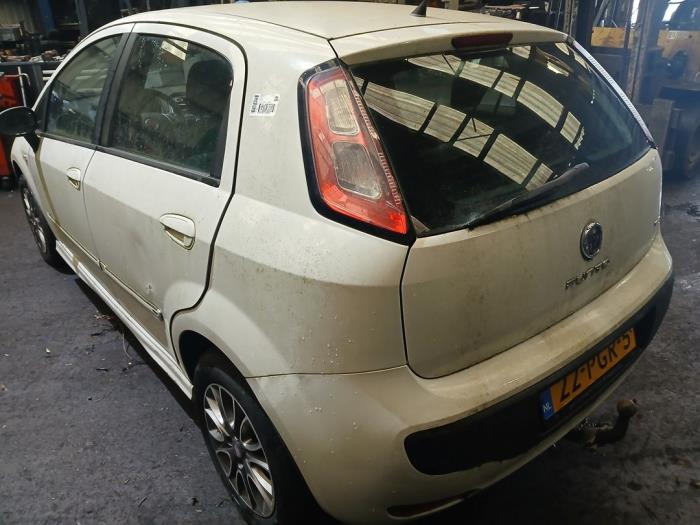 Fiat Punto Evo 1.3 JTD Multijet 85 16V Euro 5 Sloopvoertuig (2011, Wit)