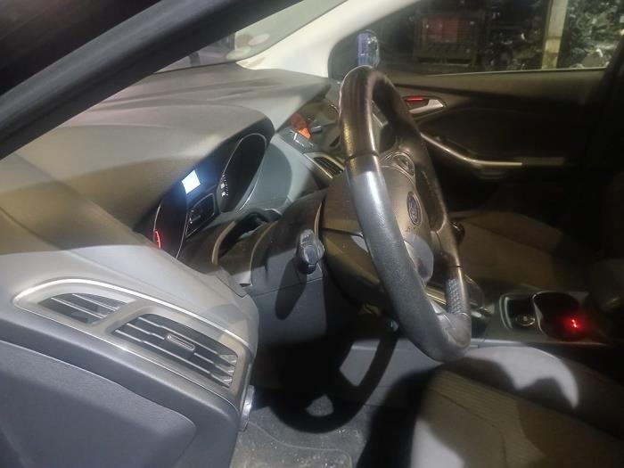 Ford Focus 3 Wagon 1.6 SCTi 16V Sloopvoertuig (2012, Zwart)