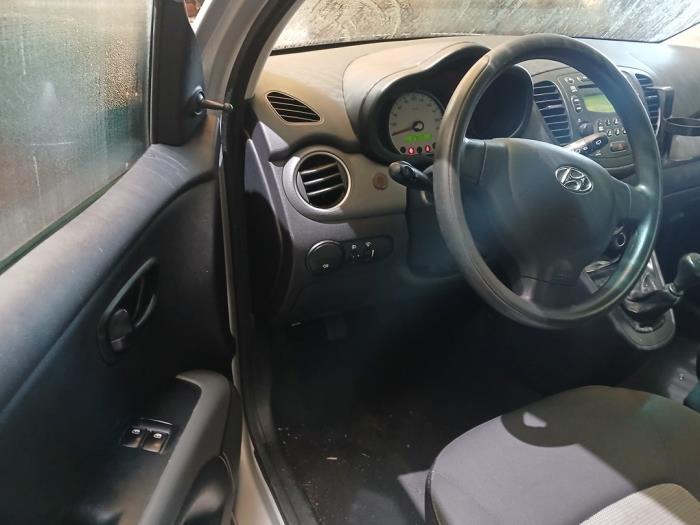 Hyundai i10 1.1i 12V Sloopvoertuig (2009, Grijs)