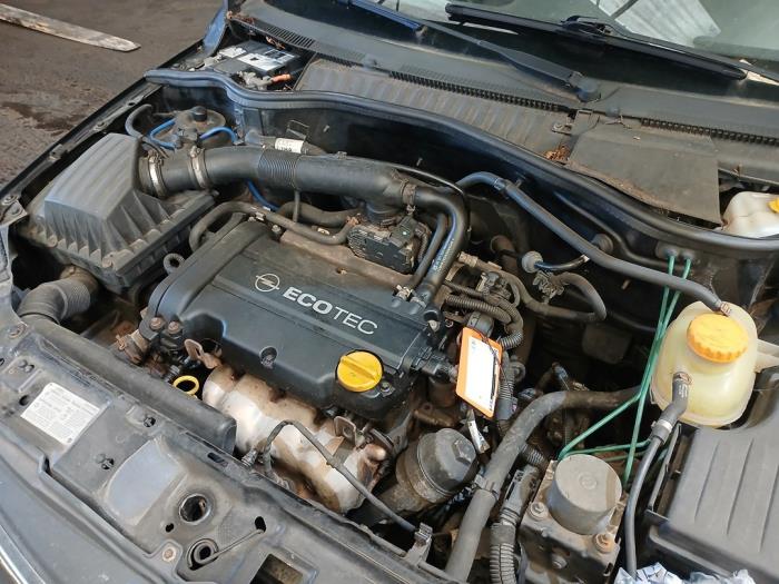 Opel Corsa C 1.2 16V Twin Port Sloopvoertuig (2005, Zwart)