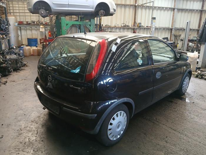 Opel Corsa C 1.2 16V Twin Port Sloopvoertuig (2005, Zwart)