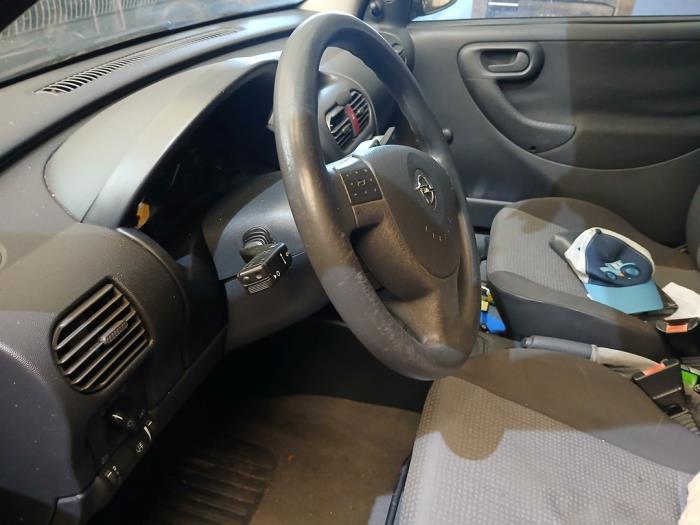 Opel Corsa C 1.2 16V Twin Port Sloopvoertuig (2005, Zwart)