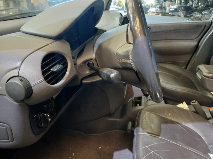 Mercedes A 1.9 A-190 Sloopvoertuig (2000, Grijs)