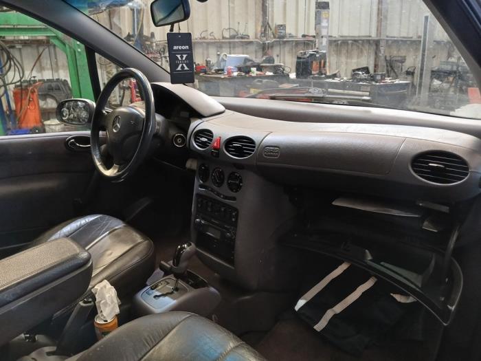 Mercedes A 1.9 A-190 Sloopvoertuig (2000, Grijs)