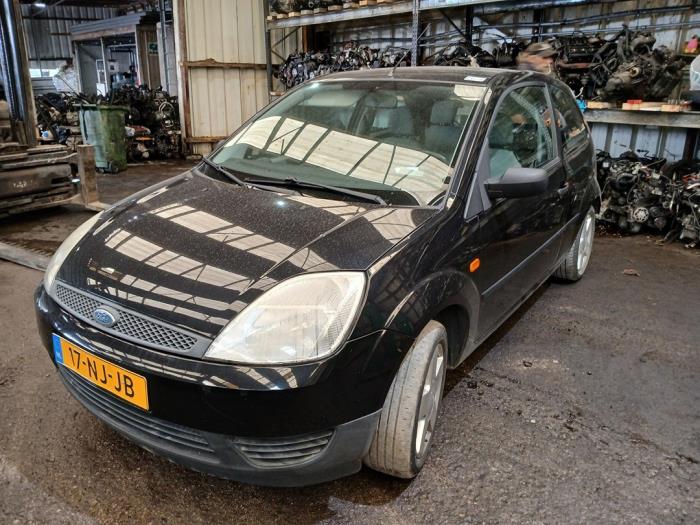 Ford Fiesta 5 1.25 16V Sloopvoertuig (2003, Zwart)