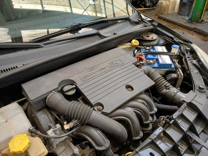 Ford Fiesta 5 1.25 16V Sloopvoertuig (2003, Zwart)