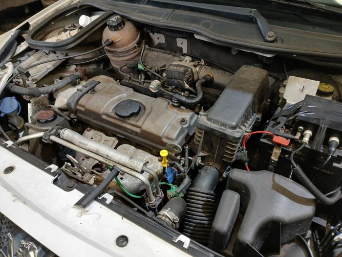 Peugeot 206+ 1.1 XR,XS Sloopvoertuig (2009, Wit)