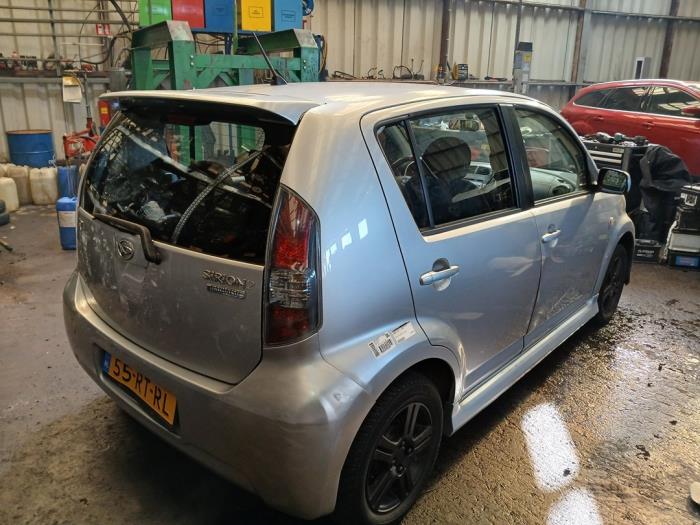 Daihatsu Sirion 2 1.3 16V DVVT Sloopvoertuig (2005, Grijs)