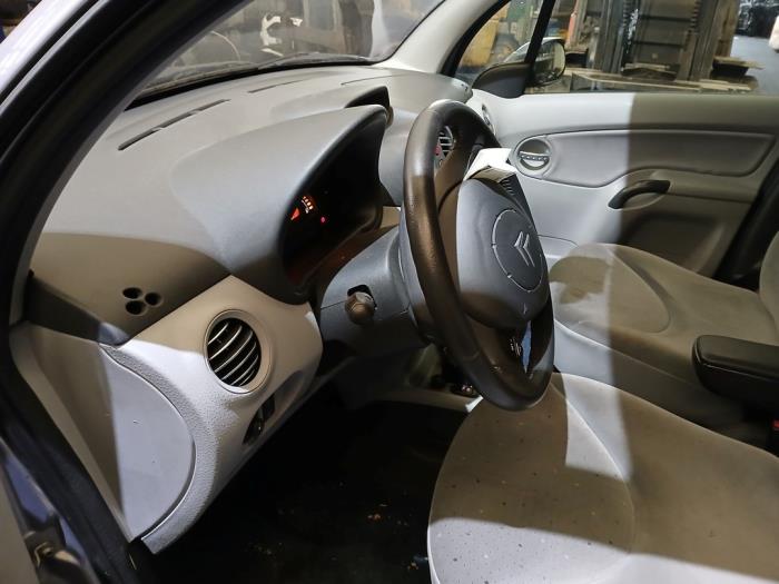 Citroen C3 1.4 Sloopvoertuig (2002, Grijs)