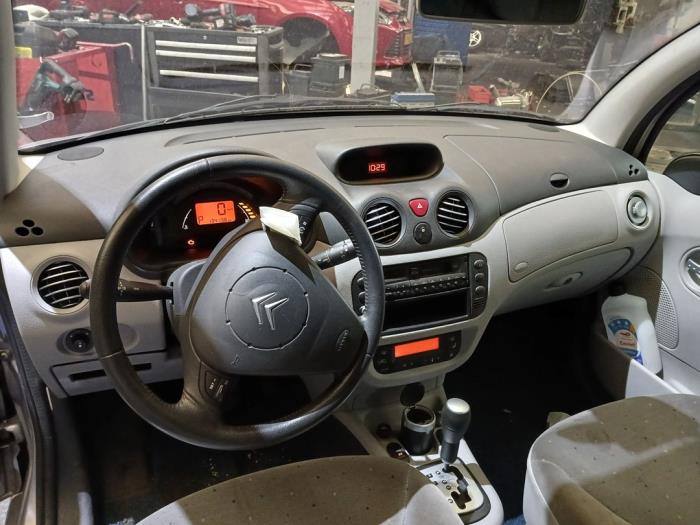 Citroen C3 1.4 Sloopvoertuig (2002, Grijs)