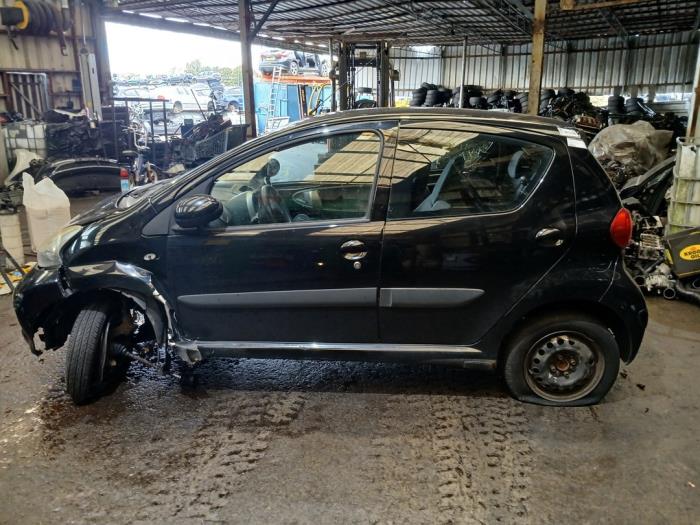 Toyota Aygo 1.0 12V VVT-i Sloopvoertuig (2008, Zwart)