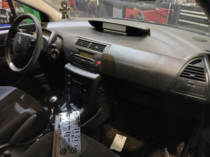 Citroen C4 Berline 1.4 16V Sloopvoertuig (2008, Zwart)