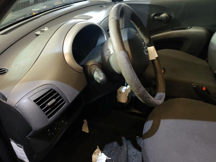 Nissan Micra 1.2 16V Sloopvoertuig (2004, Zwart)