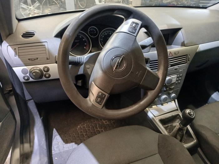 Opel Astra H SW 1.6 16V Twinport Sloopvoertuig (2004, Grijs)