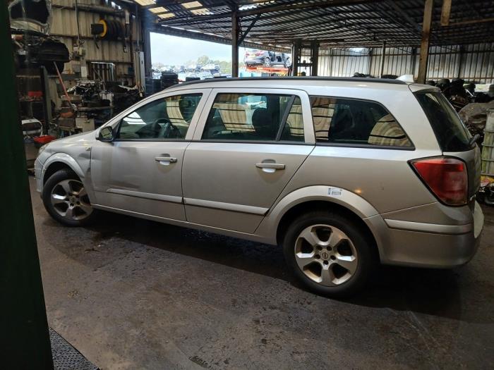 Opel Astra H SW 1.6 16V Twinport Sloopvoertuig (2004, Grijs)